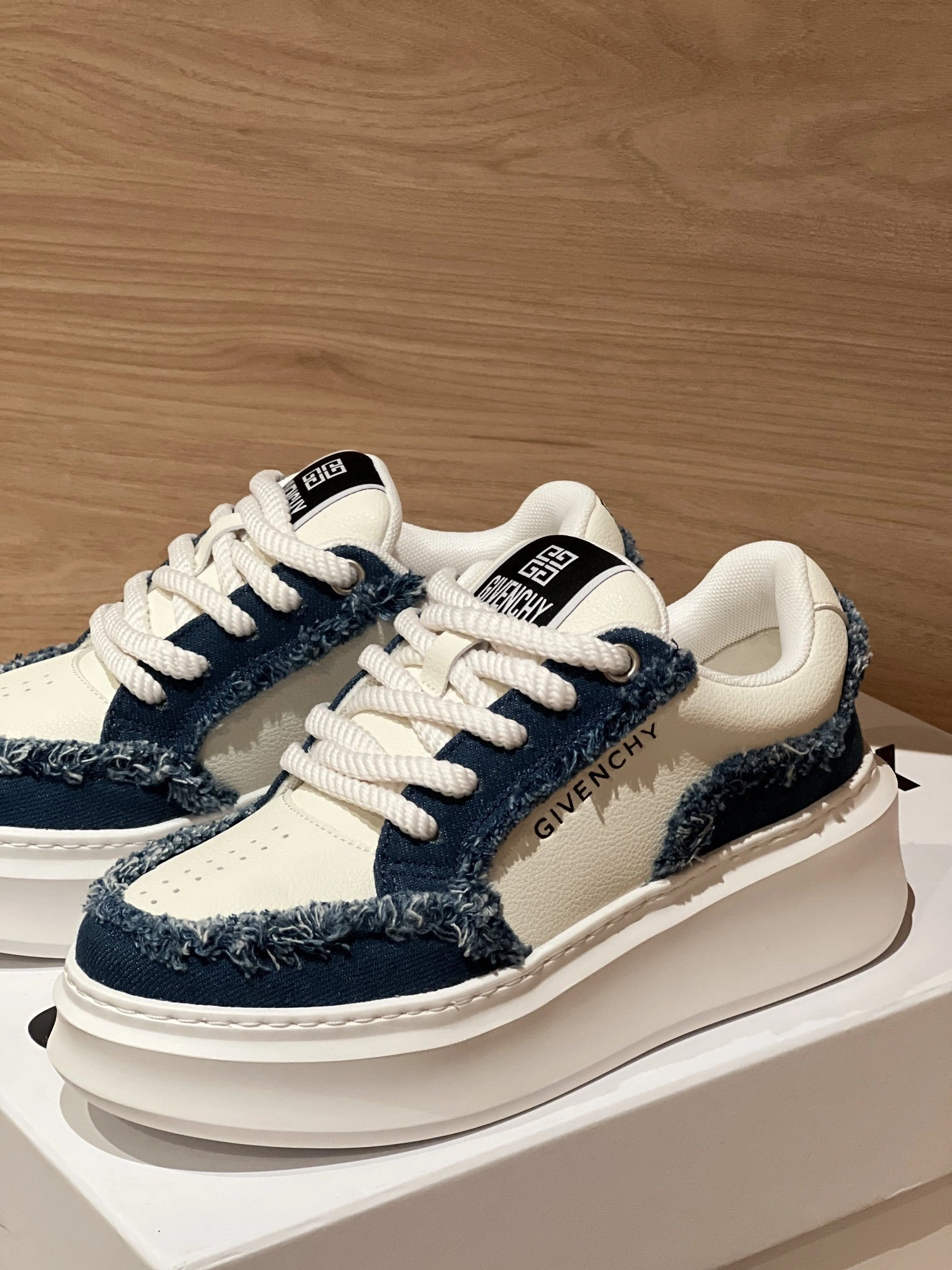 OOBB-- 6iv593hy Heel height：4.5CM Calfskin item:D-X230L2069